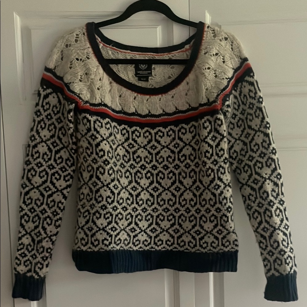 American Eagle Sweater - Navy and Cream